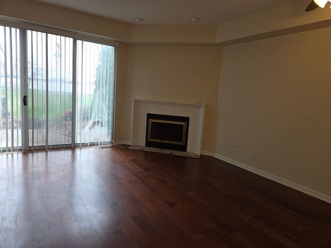 Photo - 1115 Regency Ct