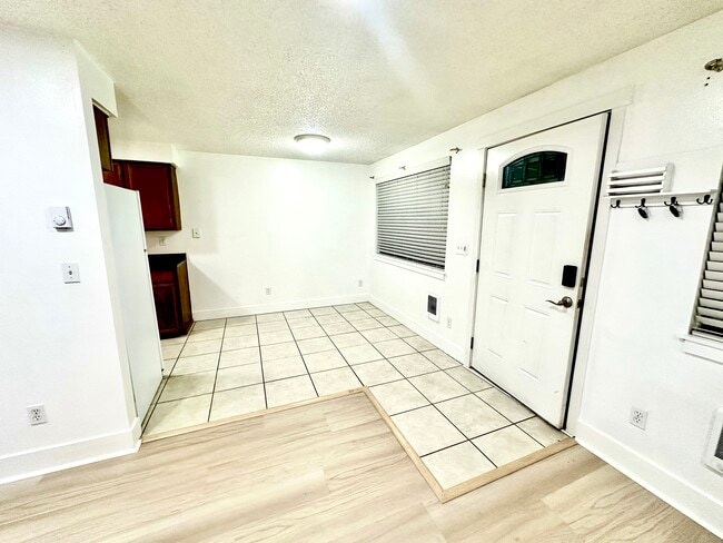 Building Photo - 11416 19th Avenue Ct S Unit 11416