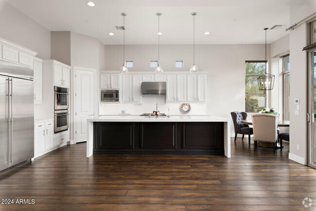 Building Photo - 9901 E Edgestone Dr Rental