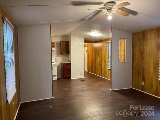 Photo - 153 Merriman Rd