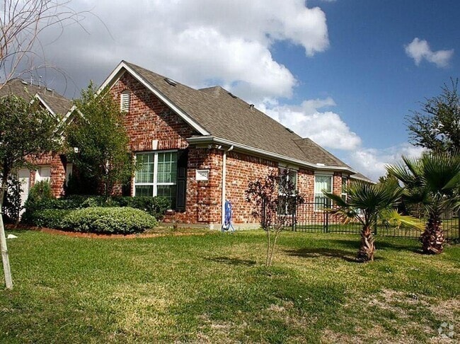 Building Photo - 7902 Fall Hollow Dr Rental