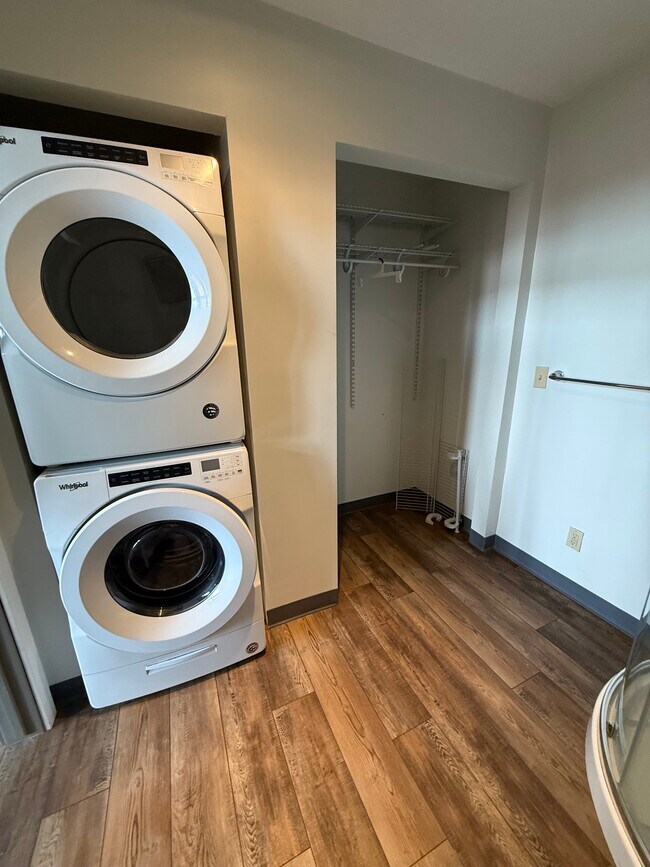 Photo - 94/96 S Washington St, 3