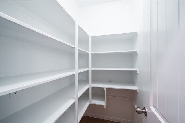 Photo - 12206 Cove Bluff Ct