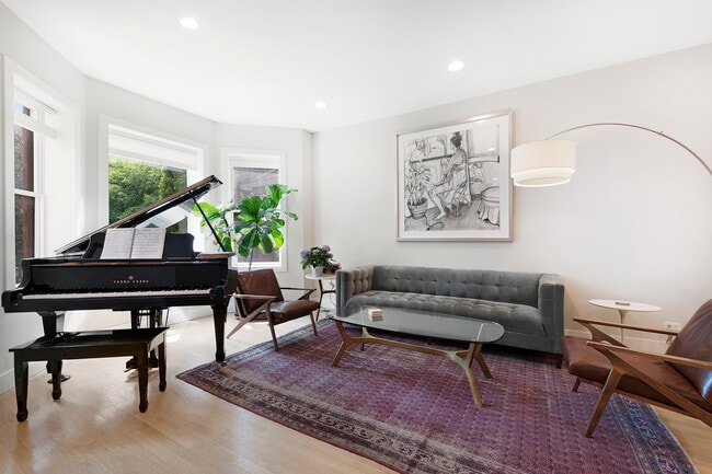 Photo - 4532 N Damen Ave Unit 1