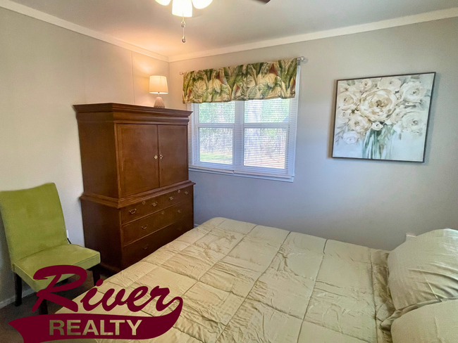 Photo - Fully Furnished 3-Bedroom Month-To-Month R... House