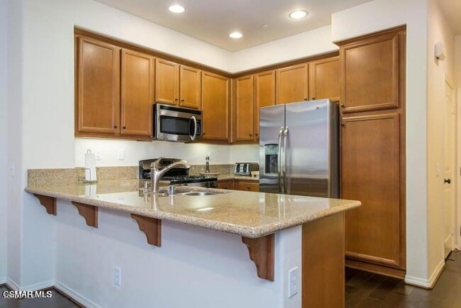 Photo - 1654 Heywood St