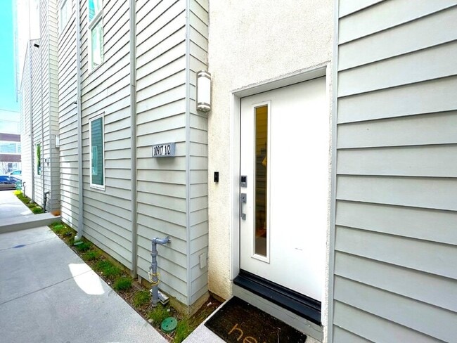 Photo - 10917 1/2 Otsego St