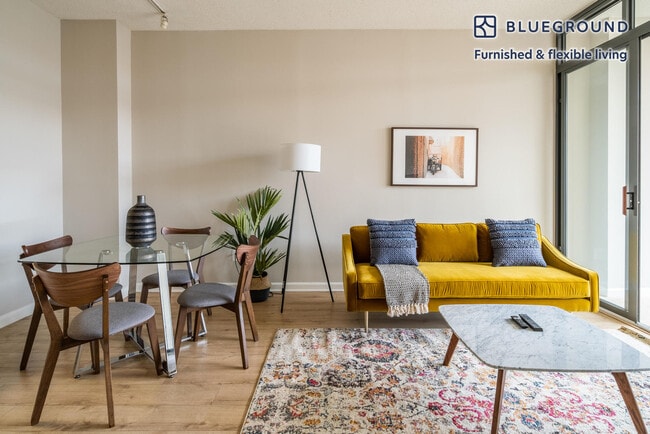 Photo - 1410 N Scott St Unidad FL11-ID786