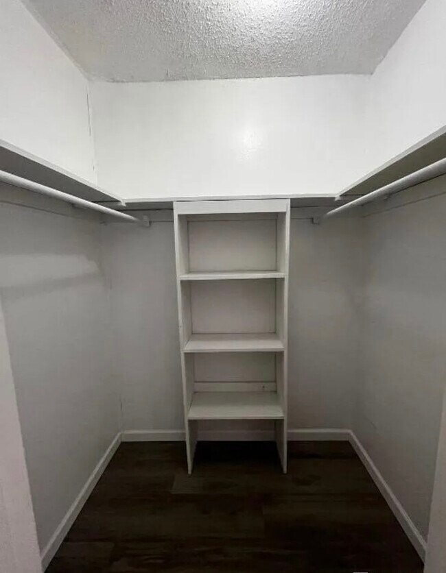 Photo - 3482 King Bradford Dr Unit D