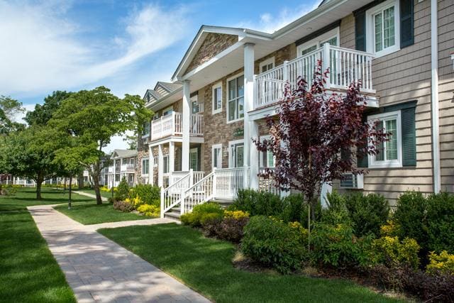 Photo - Fairfield Creekside At Patchogue Village
