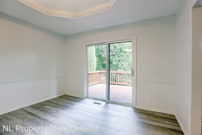 Photo - 3 br, 2 bath House - 17024 Shirley Street