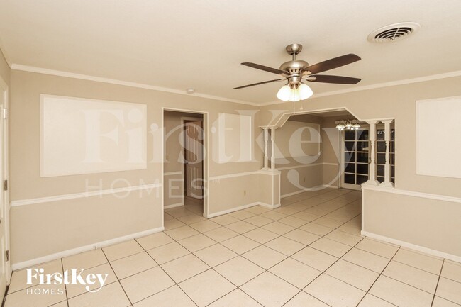 Photo - 988 Cardon Dr