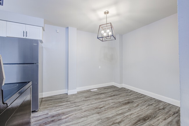 Photo - 3 Bed / 1 Bath in Chatham – $1,849 + Utilities/month + Parking Included Unit 3