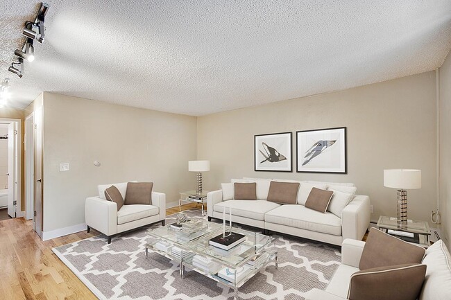 Lofts @ 1418