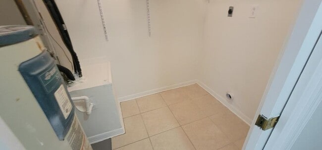 Photo - 3492 Fox Hollow Dr