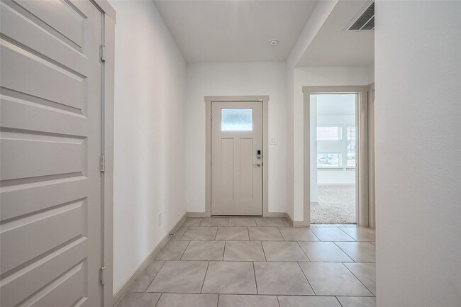 Photo - 29403 Pikes Peak Dr