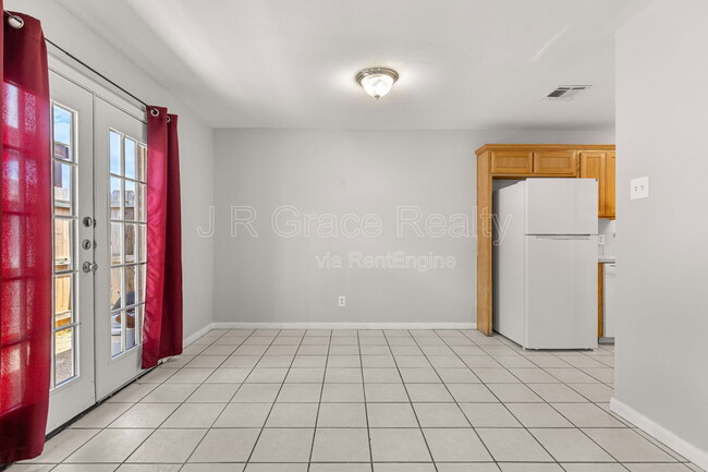 Photo - 10217 Hyacinth Ln