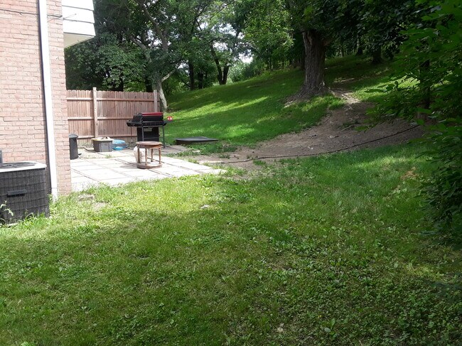 Photo - 610 Sloop Rd