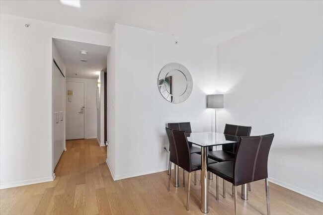 Photo - 680 Mission St Unit ID1039852P