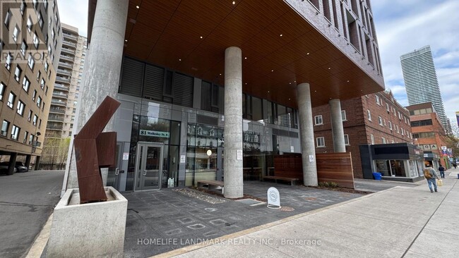 Photo - 81 Wellesley St E Unit 308