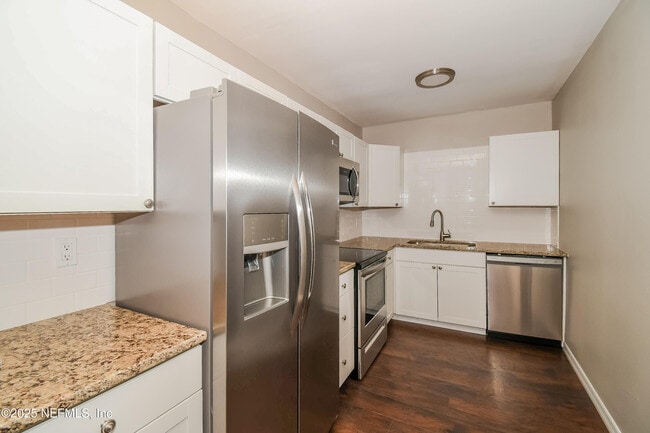 Photo - 4119 Sudbury Ave