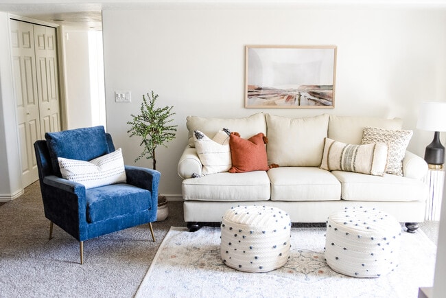Building Photo - Settlers Landing Rental