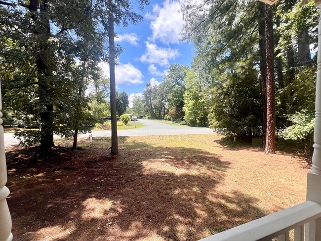 Photo - 939 Jefferson Dr