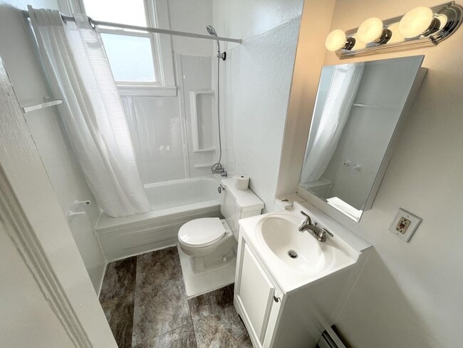 Photo - 2501 Highland Ave Unit 2