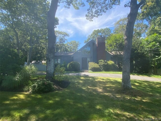 Building Photo - 15 Crestview Dr Rental