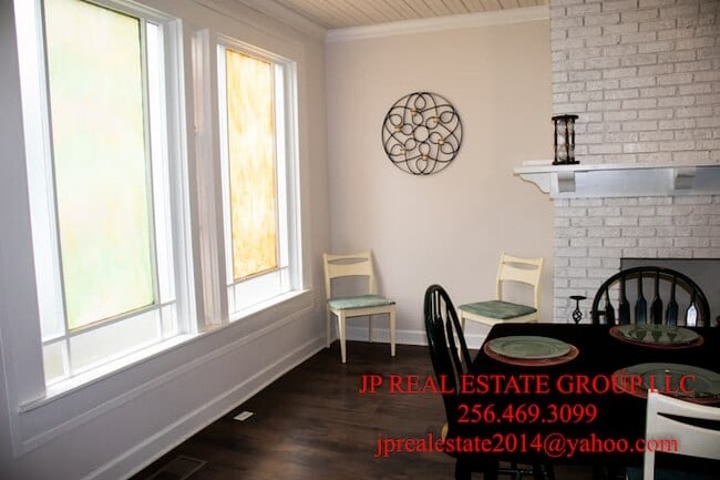 Photo - 714 4th Ave SE