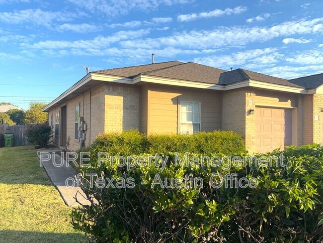 Photo - 2869 Southampton Way Unidad B Rental