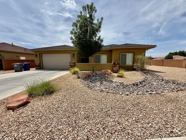 4 Bedroom Home for Rent - 4 Bedroom Home for Rent