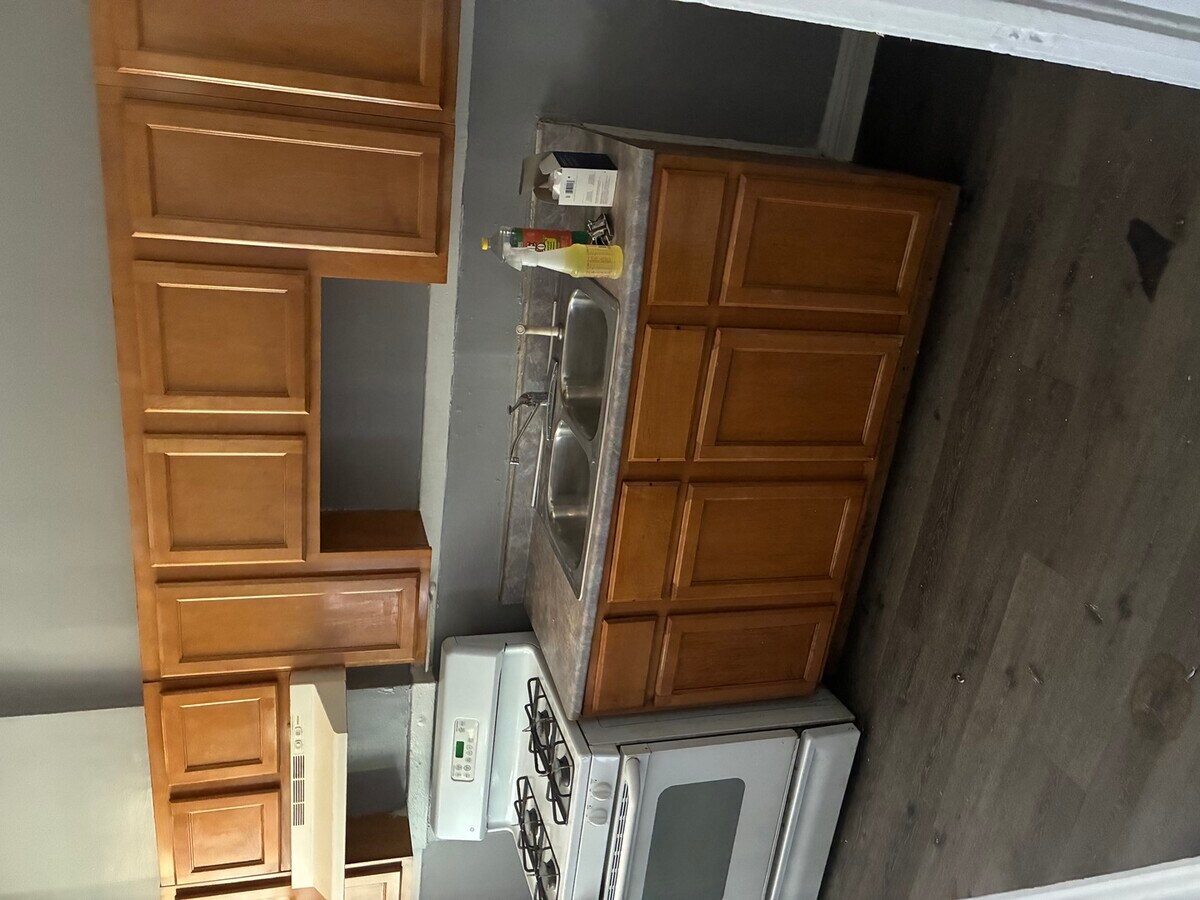 Photo - 7547 S Union Ave