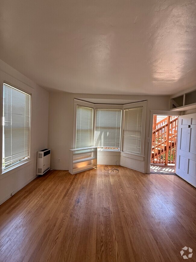 Building Photo - 2801 Fulton St Unit B Rental