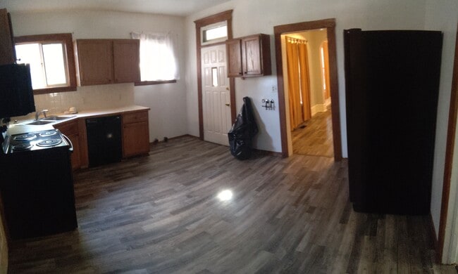 Photo - 1838 W College Ave