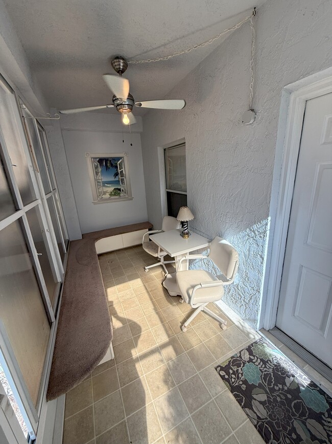 Photo - 853 SE Mayo Dr Unidad 853 Rental