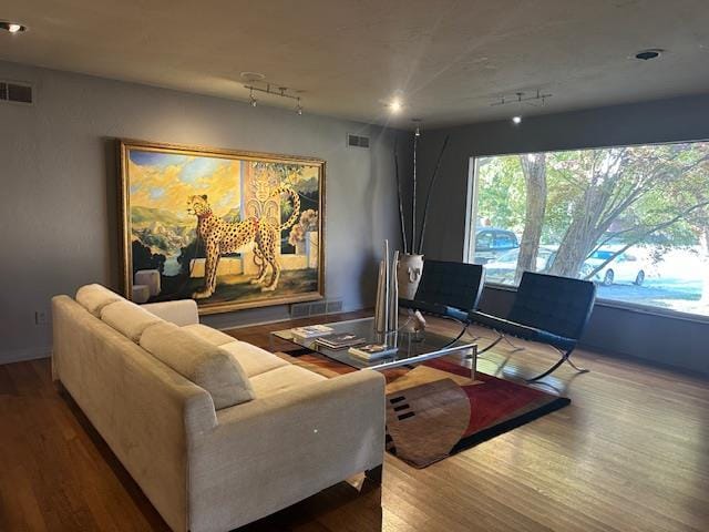 Photo - 1710 Dorchester Dr