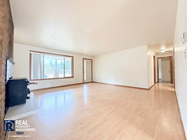7829 Samurai Ct SE Unit B