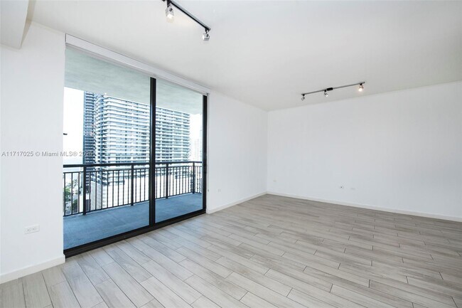 Photo - 999 SW 1st Ave Unit 2402