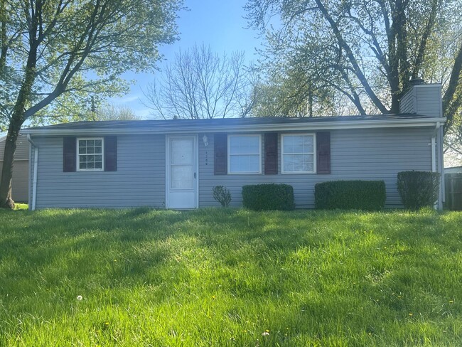 2 bedroom and 1 bath - 2 bedroom and 1 bath House