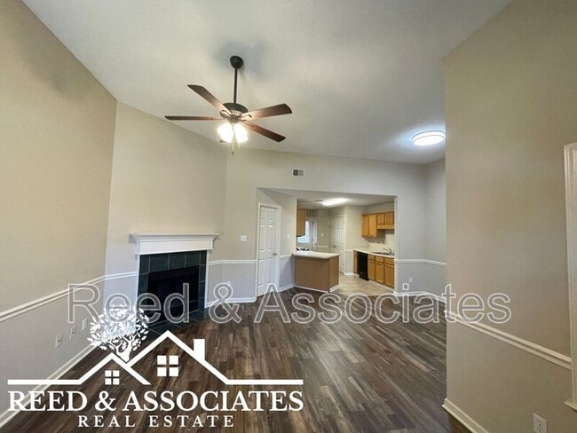 Photo - 6823 Meadow Chase Ln