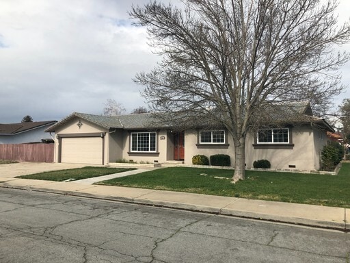 Photo - 791 Newcomb Ave