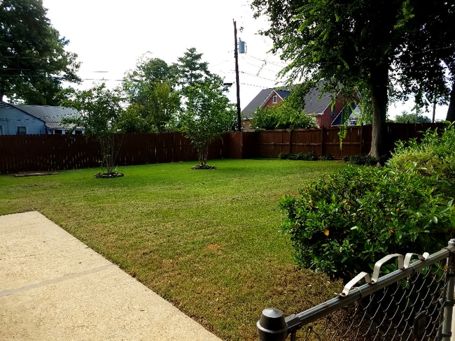 Photo - 19 Arlington Dr