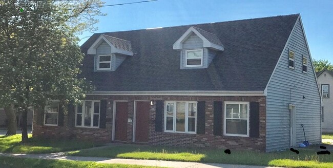 Photo - 201 Dawes St