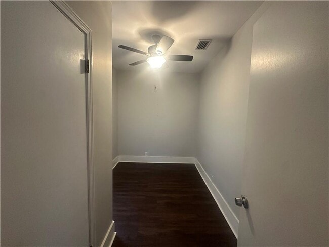 Photo - 708 Glenwood St