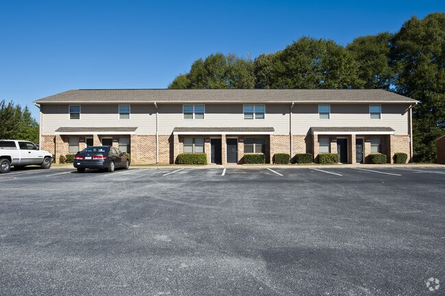 Photo - Jackson Hills Apartments