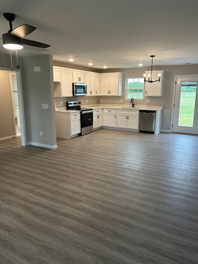 Photo - 1110 Brook Ct