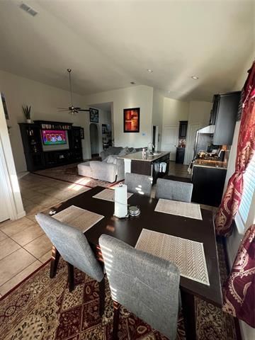 Photo - 1112 Berwick Ct