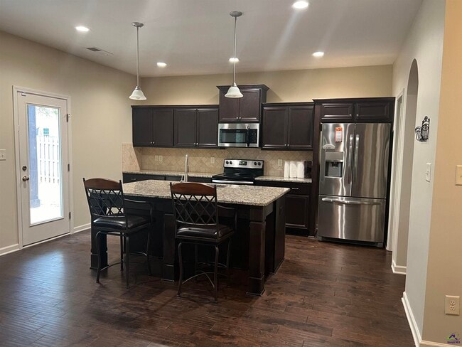 Photo - 204 Dog Fennel Ln