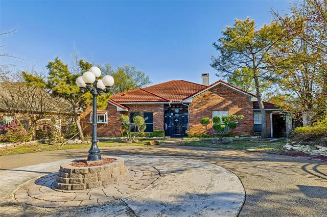 Building Photo - 3024 Encino Dr